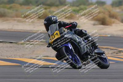 media/Sep-30-2023-SoCal Trackdays (Sat) [[636657bffb]]/Turn 16 (1145am)/